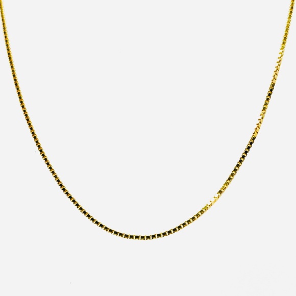 Solid 14K Gold Box Chain Necklace, 3.04 gr. /1 mm, / 18 inch. - Picture 7 of 17